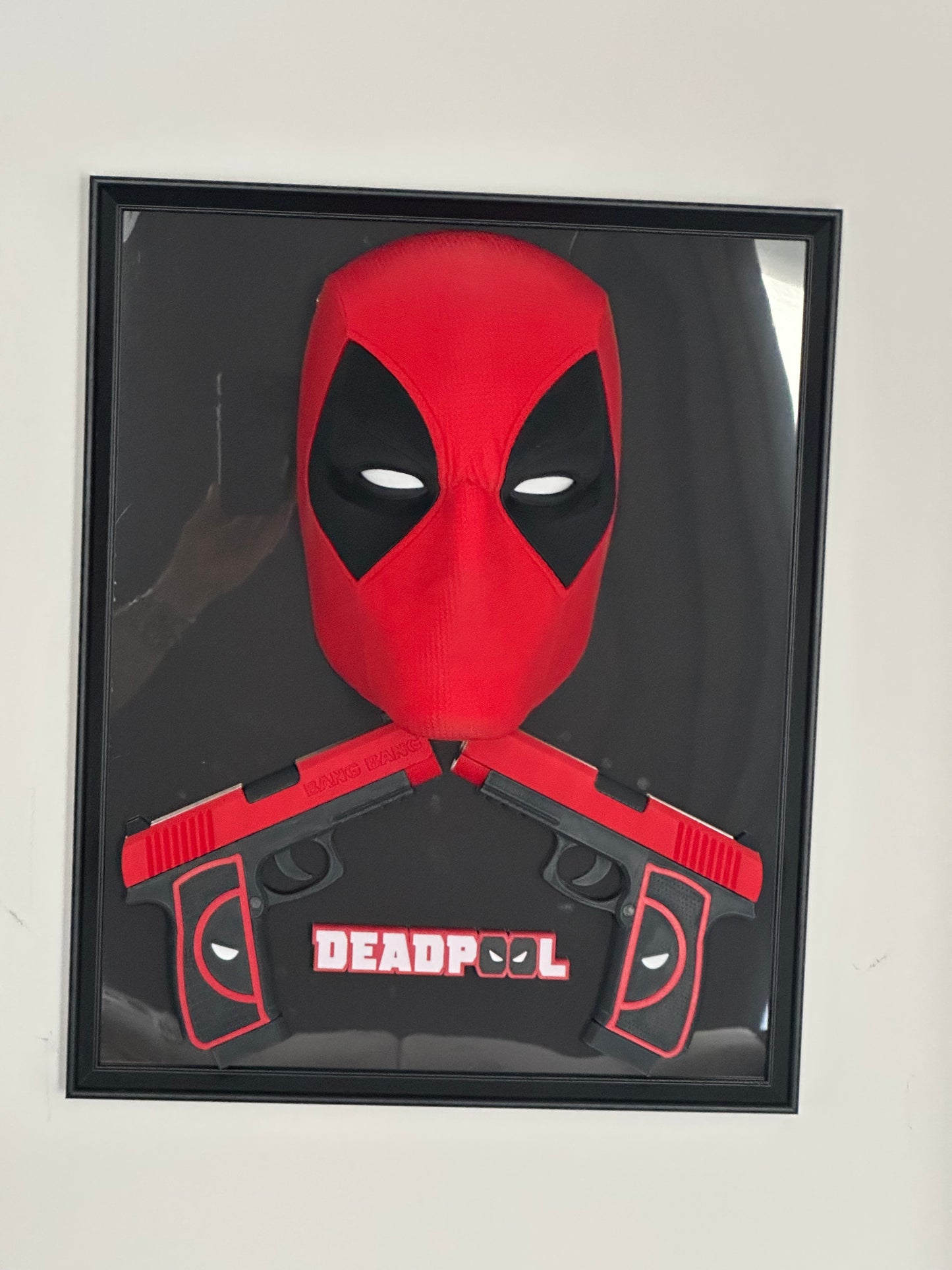 Quadro 3D “Idolo Rosso” – Effetto Uscita dalla Cornice