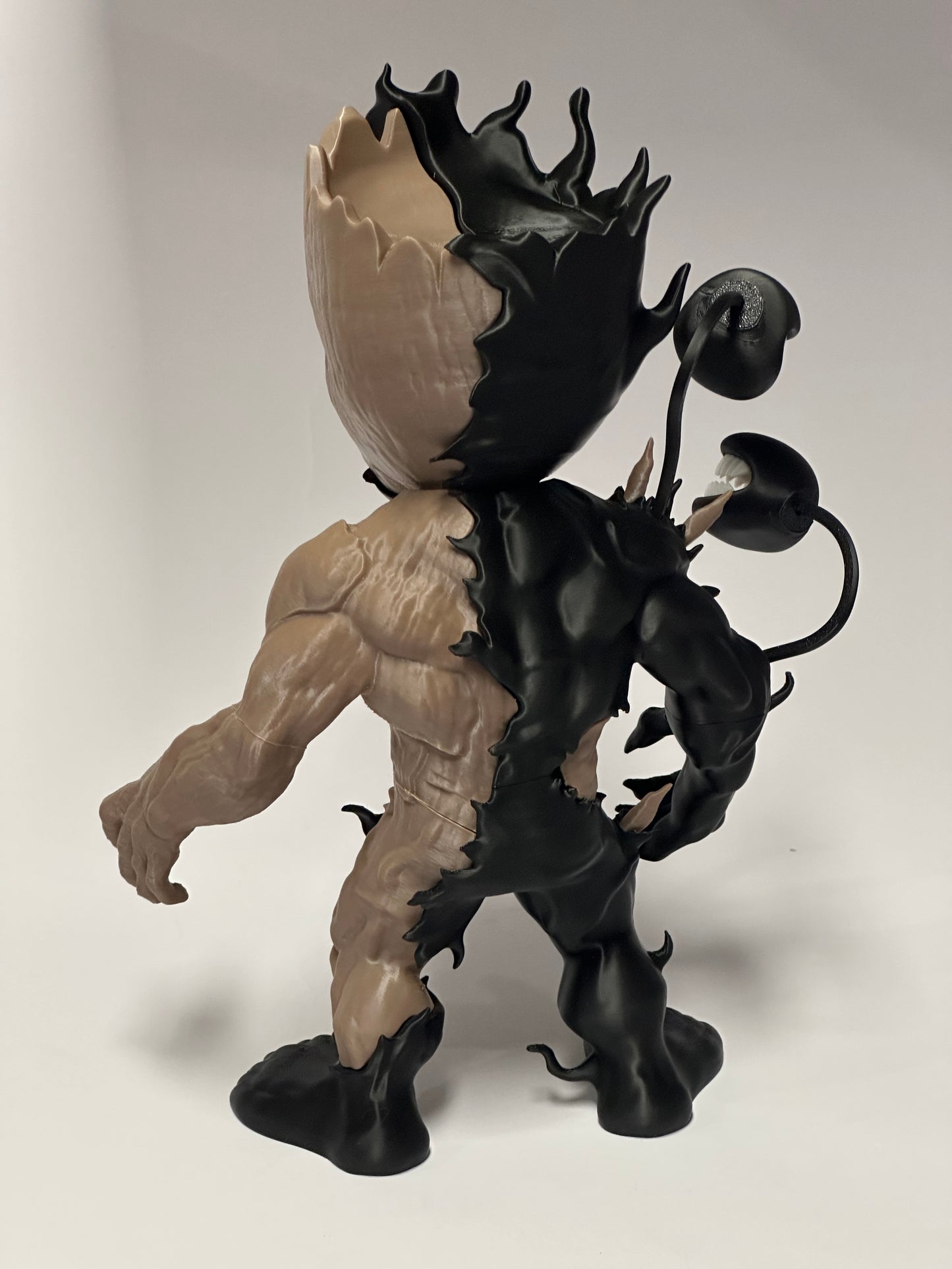 Statuetta Symbiroot 