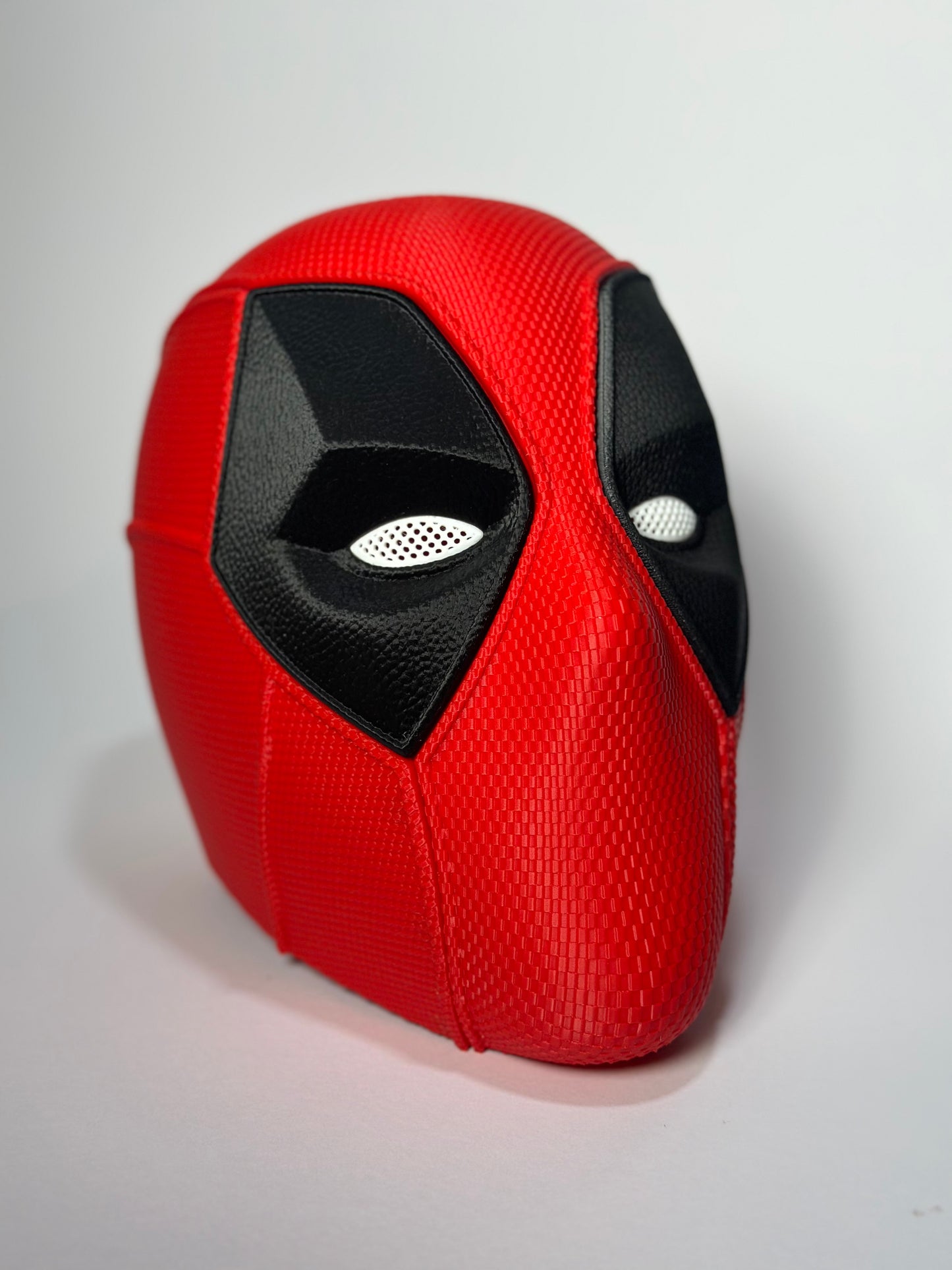 Maschera Deadpool 3D con Magneti - Circonferenza Testa 58-59 cm