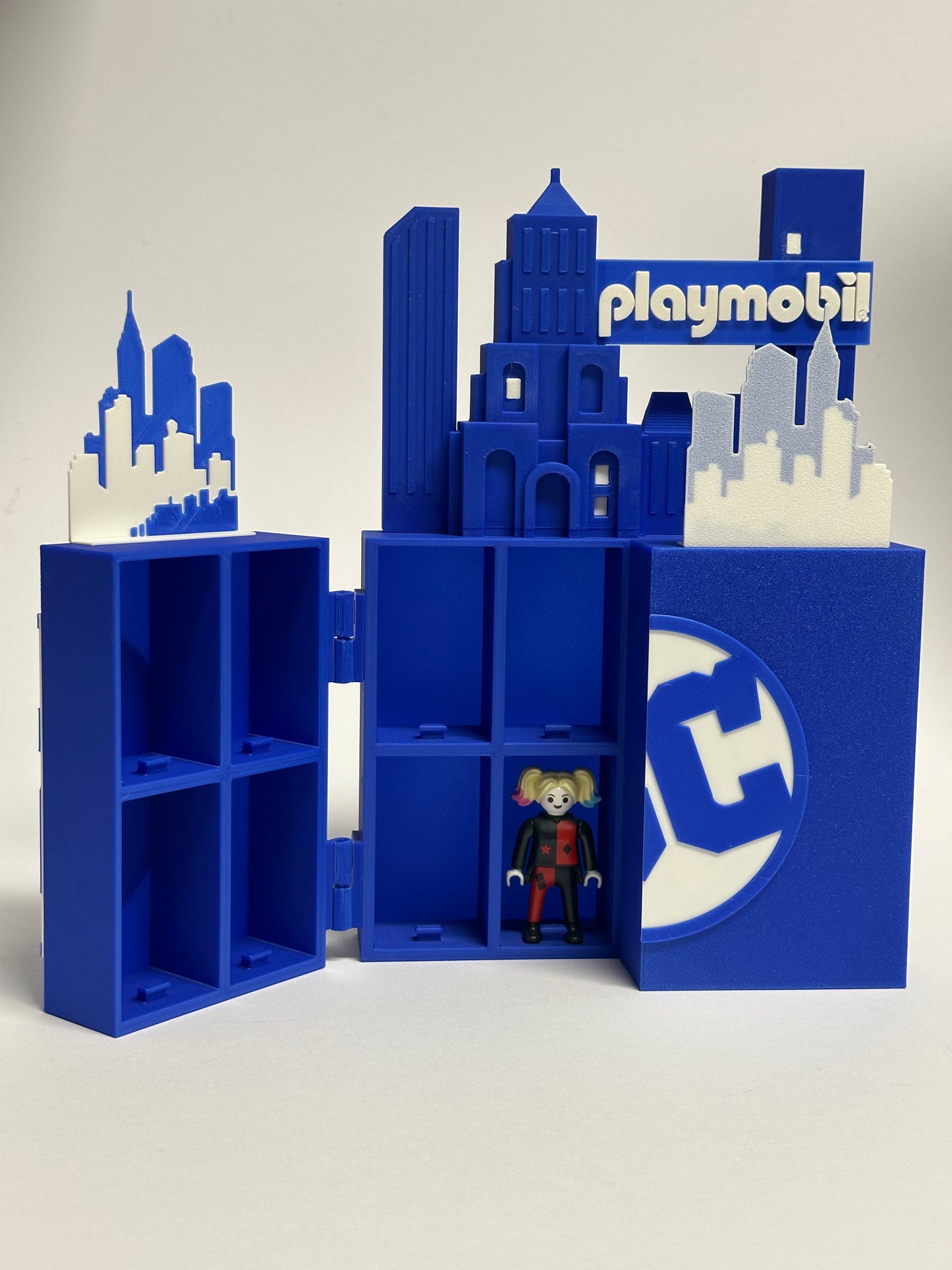 Espositore per Collezione DC Comics – Compatibile con 16 Supereroi Playmobil Kinder Sorpresa